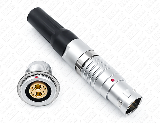 大電流航空插頭的插頭和插座設(shè)計(jì)有什么特點(diǎn)？